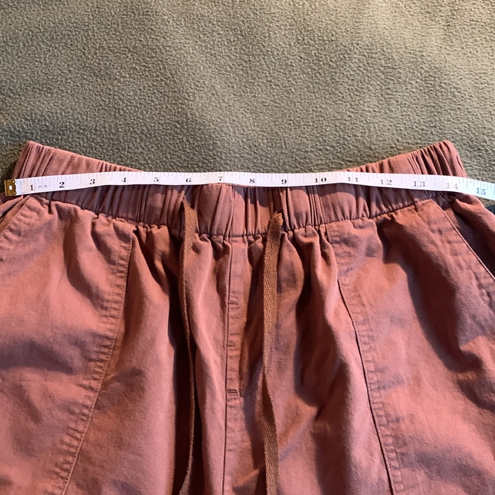 BTFBM brown shorts. Elastic & drawstring waistband. Front & back pockets. Size L - Picture 3 of 13